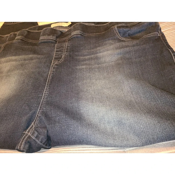 Torrid Jeggings Pants Women's 6 Denim Skinny Leg Lean Jean Crop Outdoor (ABC9) - Picture 2 of 6